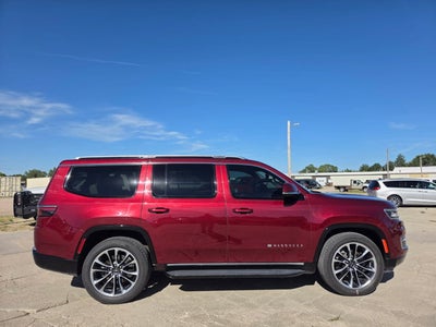 2022 Jeep Wagoneer Series II 4x4