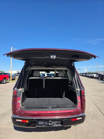 2022 Jeep Wagoneer Series II 4x4