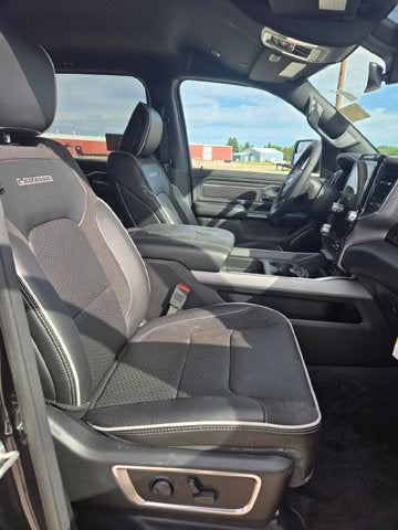 2025 RAM 1500 Laramie Crew Cab 4x4 5'7' Box