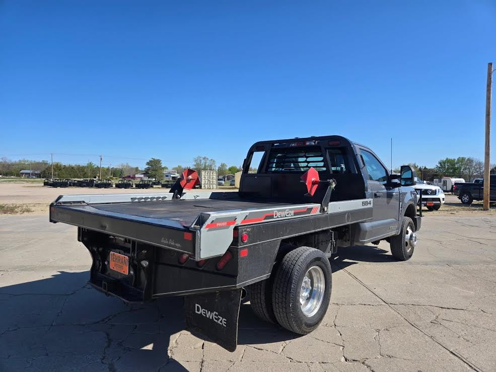2023 Ford F-350 Chassis DRW
