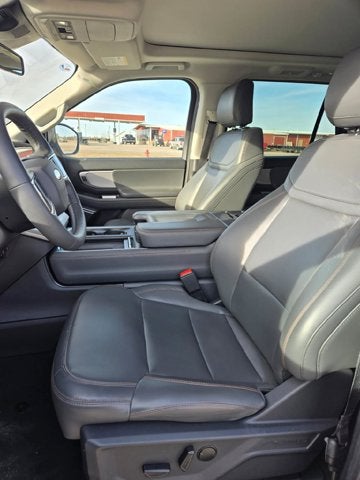 2025 Ford Expedition Active MAX