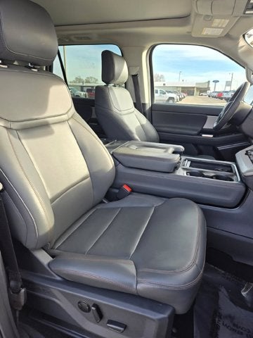 2025 Ford Expedition Active MAX