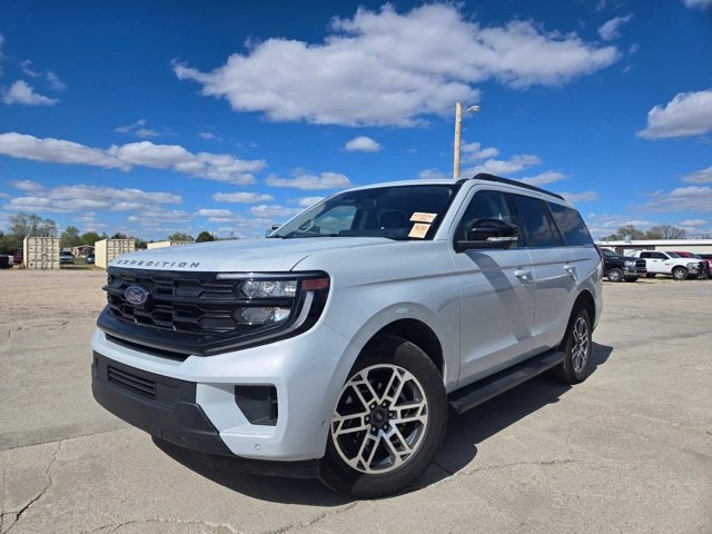 2025 Ford Expedition Active 4x4's photo