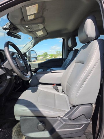 2023 Ford Super Duty F-350 Drw XL