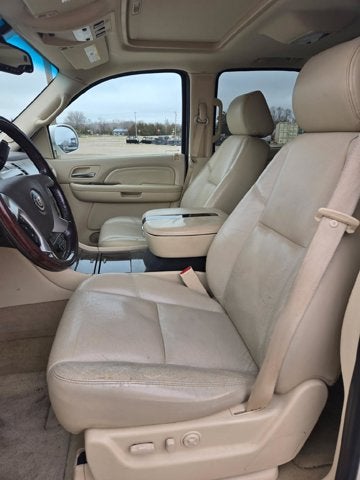 2007 Cadillac Escalade Standard