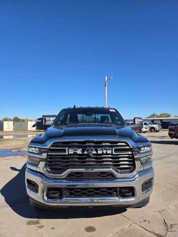 2026 RAM 3500 Tradesman Regular Cab 4x4 8' Box