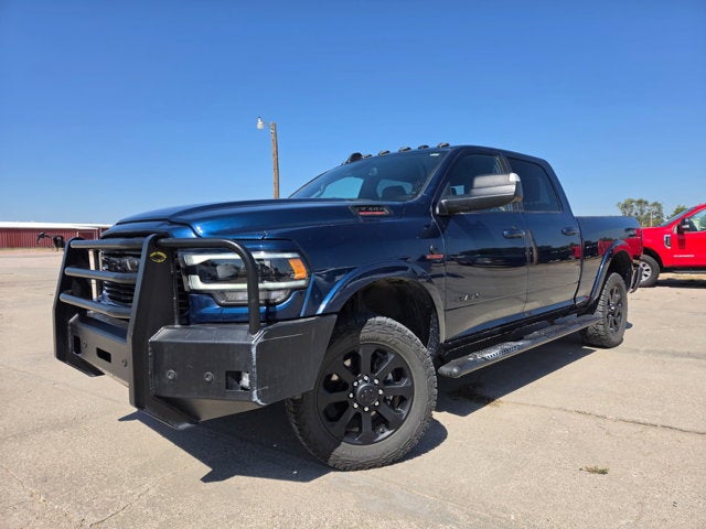 2022 RAM 3500 Laramie Crew Cab 4x4 6'4' Box