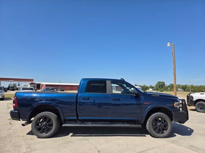 2022 RAM 3500 Laramie Crew Cab 4x4 6'4' Box
