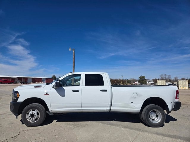 2024 RAM 3500 Tradesman Crew Cab 4x4 8' Box