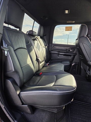 2025 RAM 3500 Limited Crew Cab 4x4 8' Box