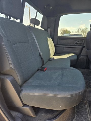 2022 RAM 2500 Tradesman Crew Cab 4x4 6'4' Box