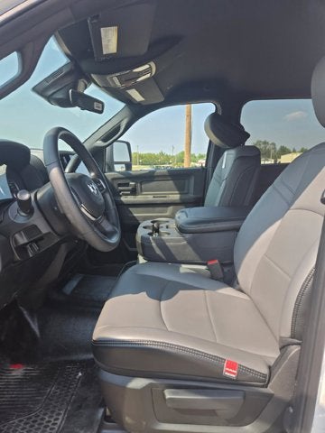 2025 RAM 2500 Tradesman Crew Cab 4x4 8' Box