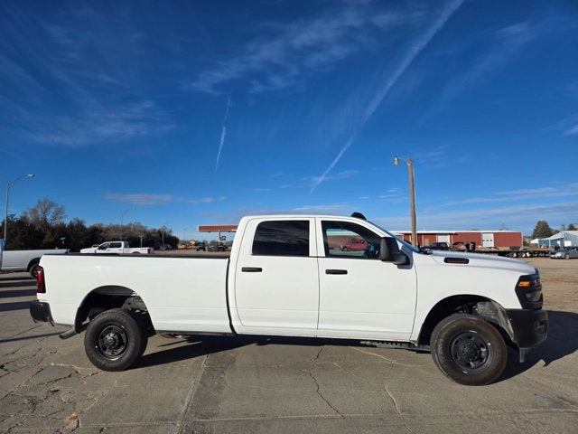 2025 RAM 2500 Tradesman Crew Cab 4x4 8' Box
