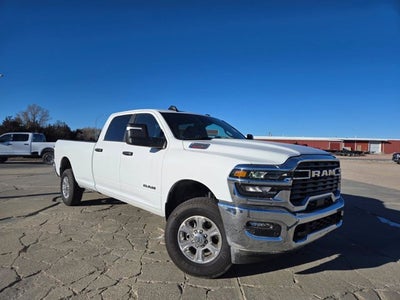 2025 RAM 2500 Lone Star Crew Cab 4x4 8' Box