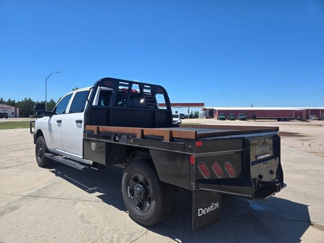 2025 RAM 2500 Tradesman Crew Cab 4x4 8' Box