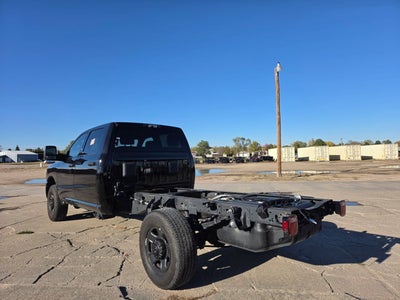 2026 RAM 3500 Chassis Tradesman/Big Horn