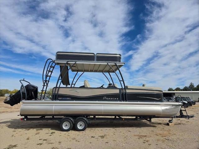 2022 Premier Marine Inc Pontoon Base