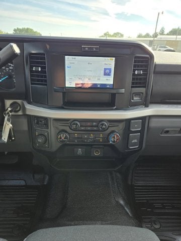 2026 Ford Super Duty F-350 SRW XLT