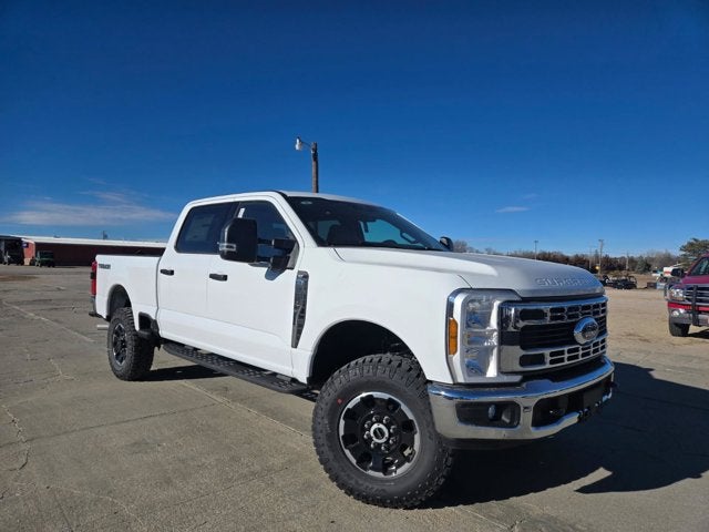 2026 Ford Super Duty F-350 SRW XLT